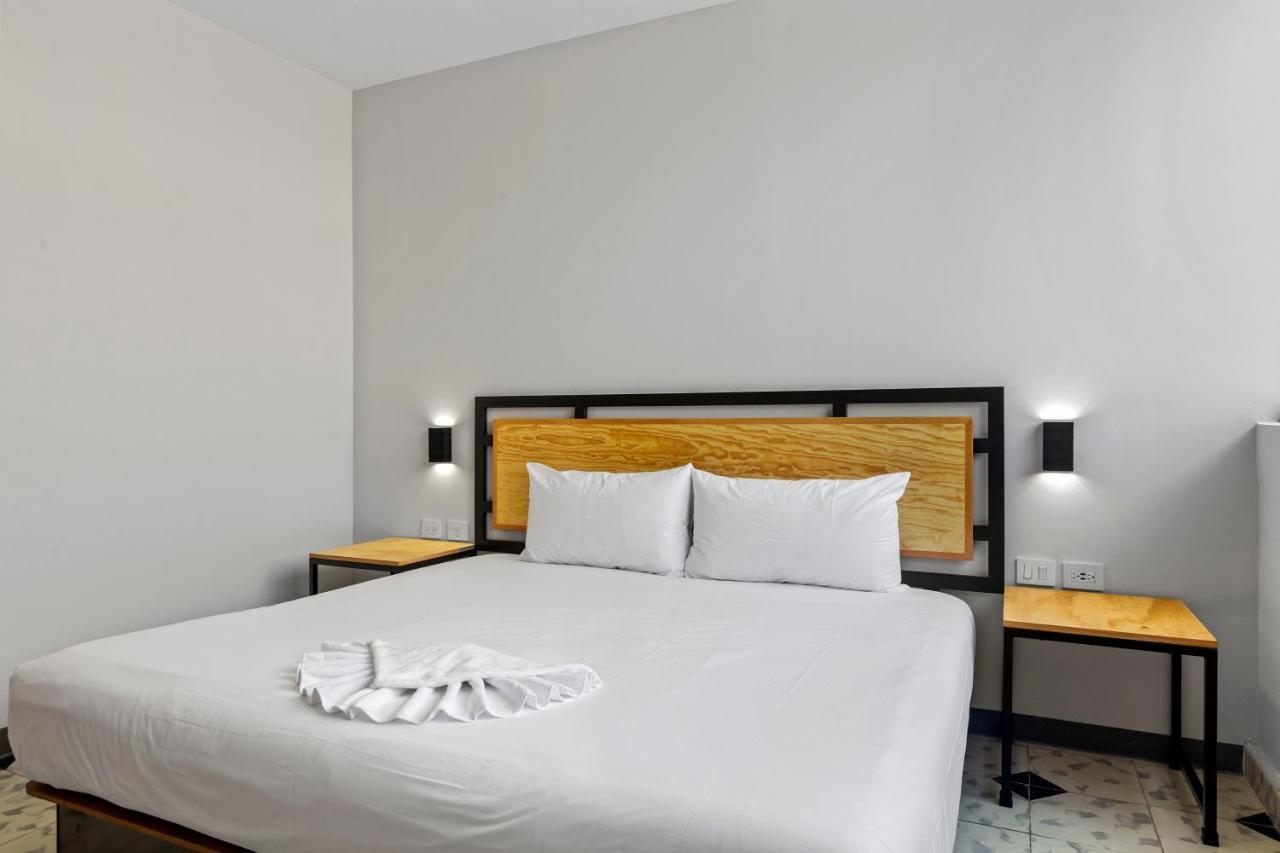 Suites Reforma By Homirent Merida Exterior photo