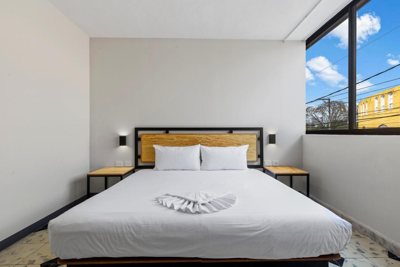 Suites Reforma By Homirent Merida Exterior photo