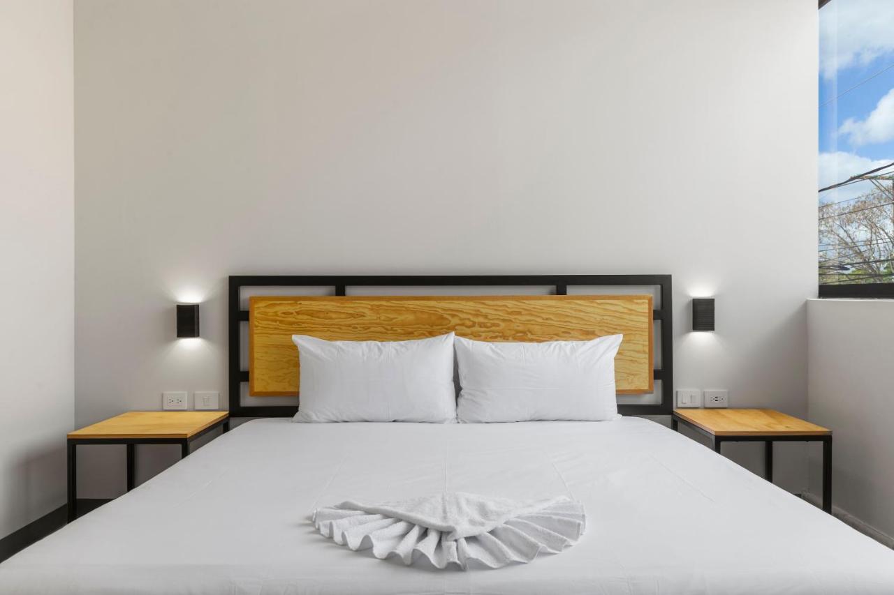 Suites Reforma By Homirent Merida Exterior photo