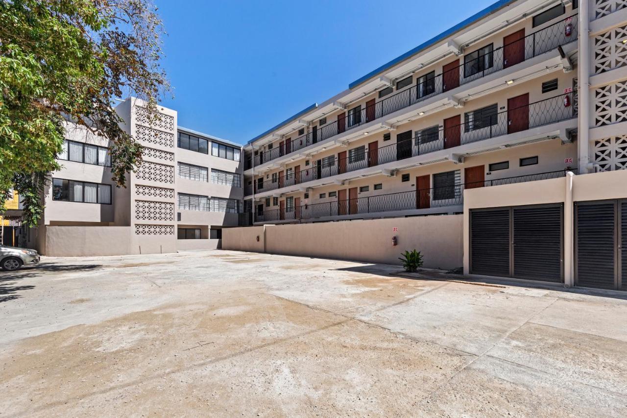 Suites Reforma By Homirent Merida Exterior photo