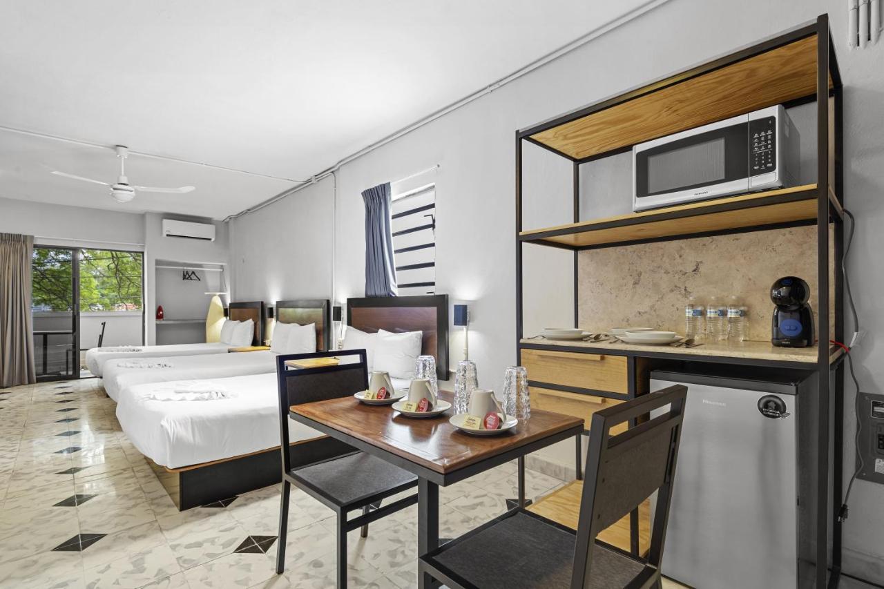 Suites Reforma By Homirent Merida Exterior photo